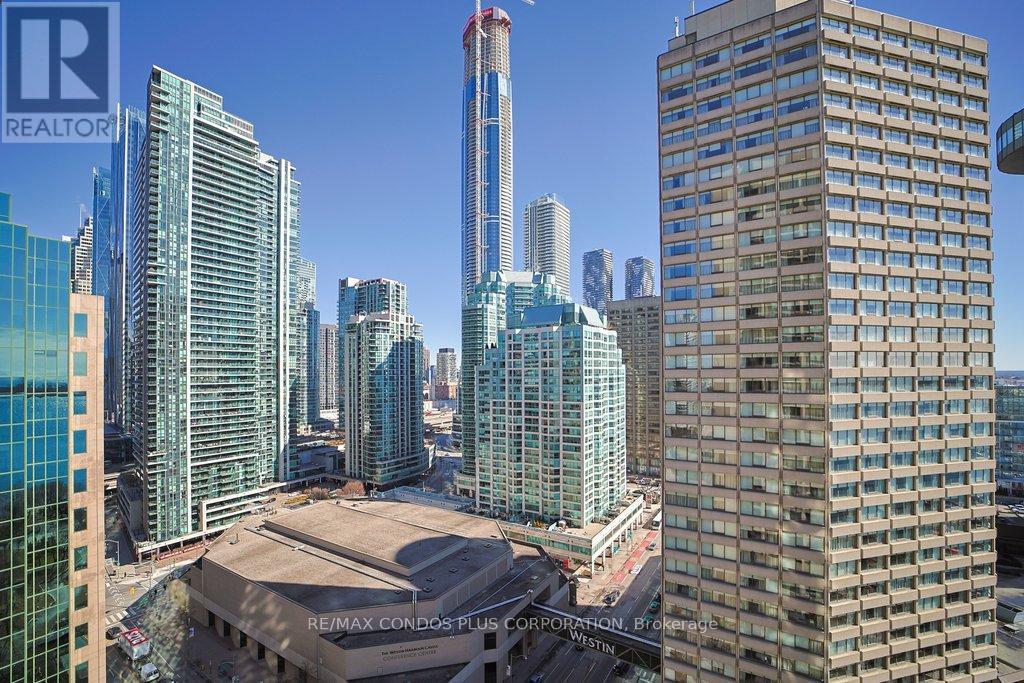 2232 - 33 Harbour Square, Toronto, Ontario  M5J 2G2 - Photo 23 - C12915378