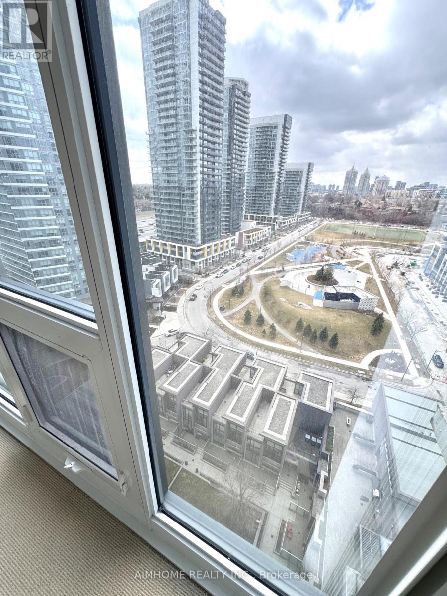 2016 - 121 Mcmahon Drive, Toronto, Ontario  M2K 0C1 - Photo 18 - C12942406