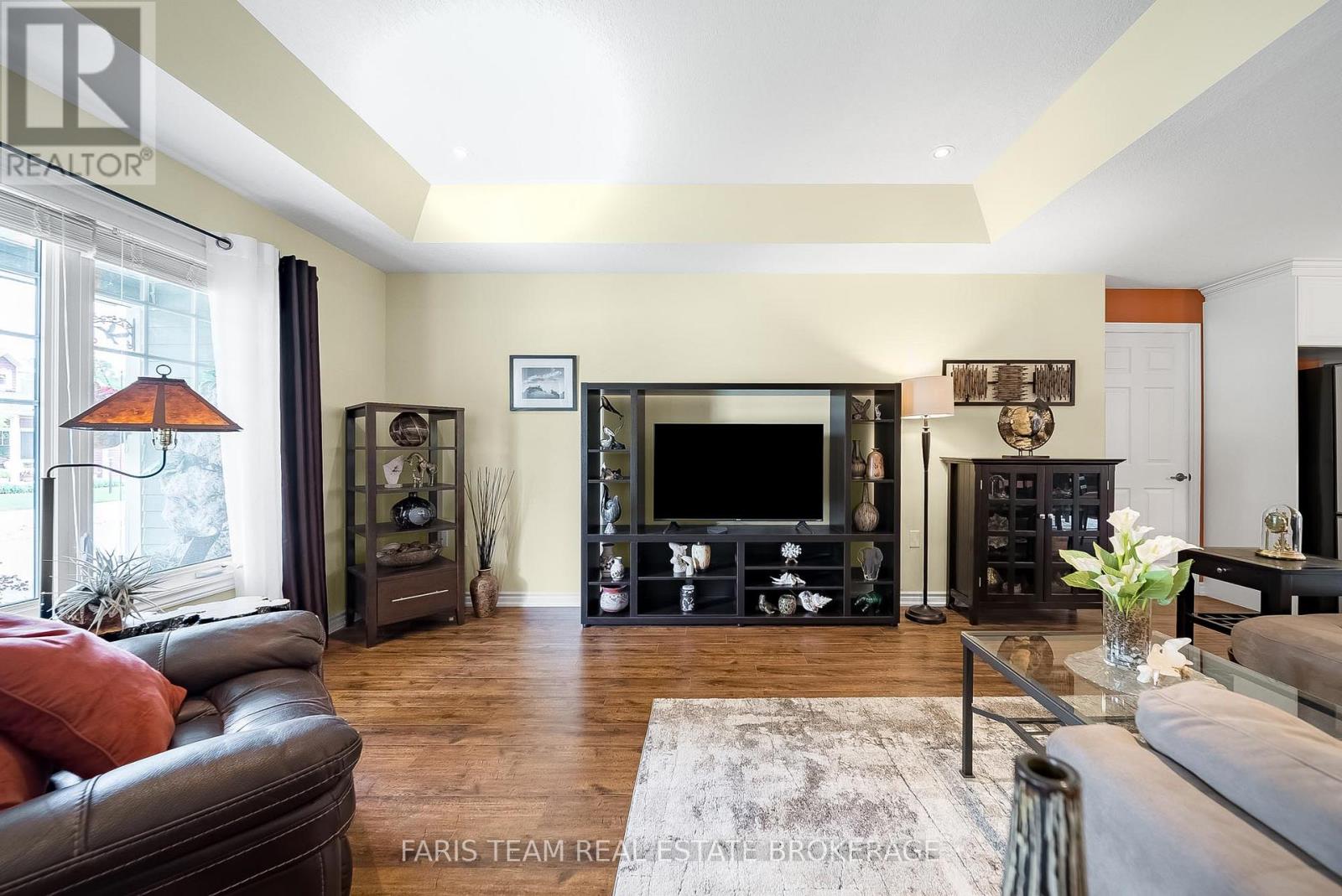 1 Bay Moorings Boulevard, Penetanguishene, Ontario  L9M 1E7 - Photo 18 - S12885784