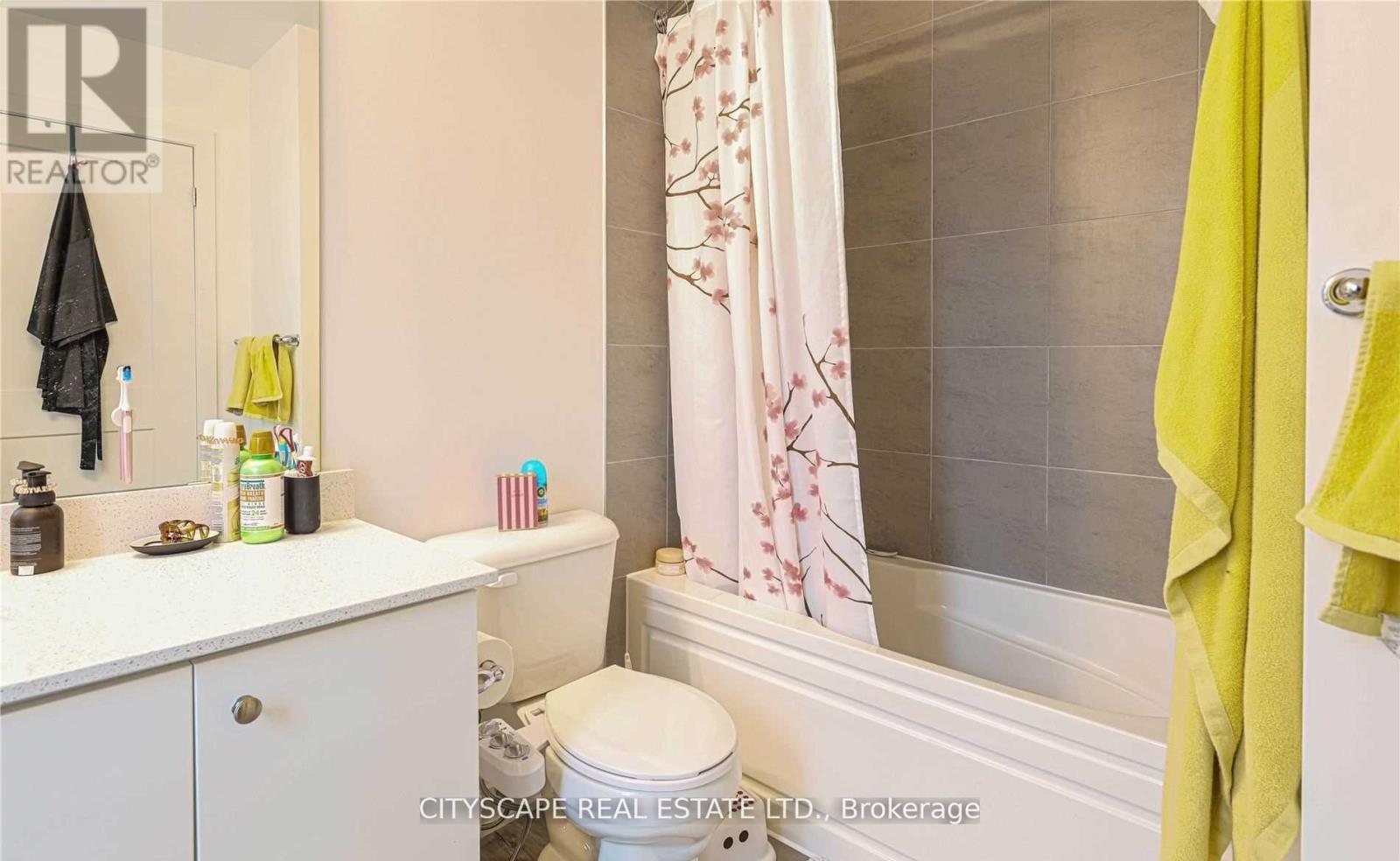 138 - 110 Fergus Avenue, Kitchener, Ontario N2A 2H2 - Photo 10 - X12882602