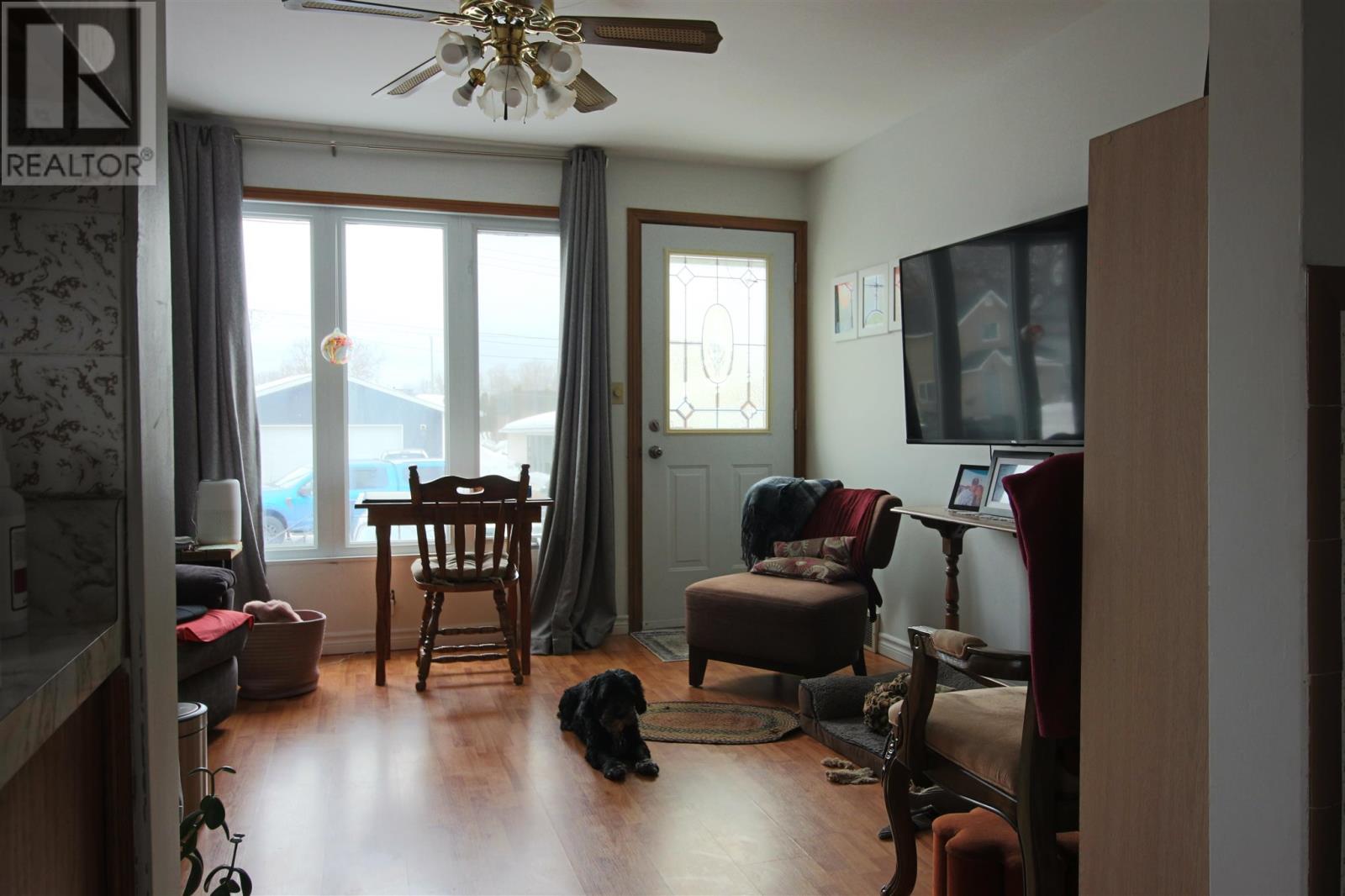 281 Pittsburgh Ave, Sault Ste. Marie, Ontario  P6C 5B7 - Photo 14 - SM260560