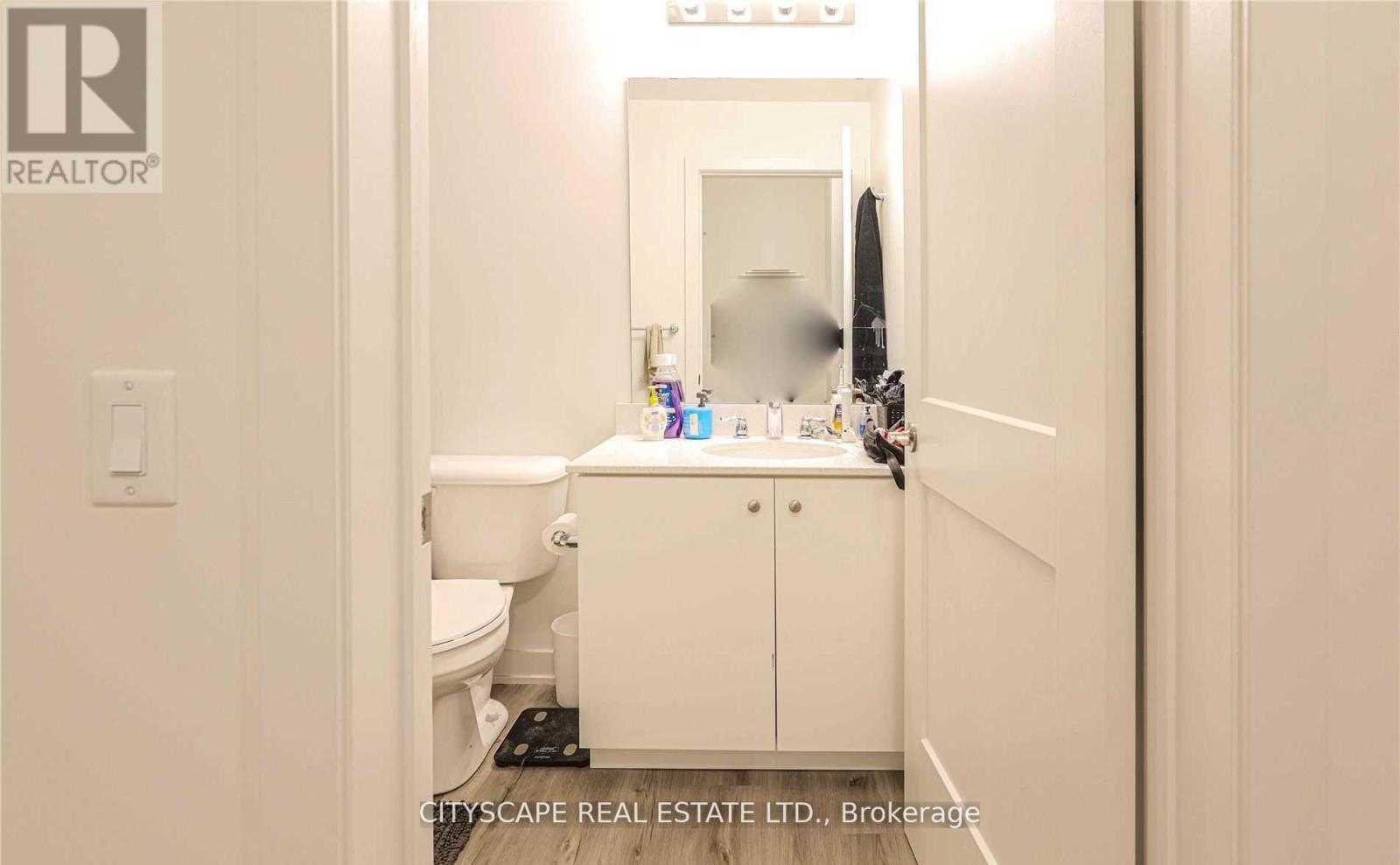 138 - 110 Fergus Avenue, Kitchener, Ontario N2A 2H2 - Photo 6 - X12882602