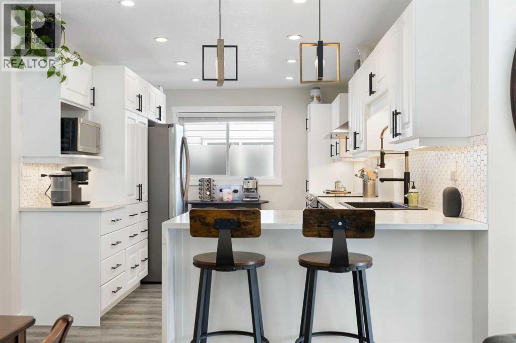 48 Cedargrove Road Sw, Calgary, Alberta  T2W 4T9 - Photo 13 - A2298186