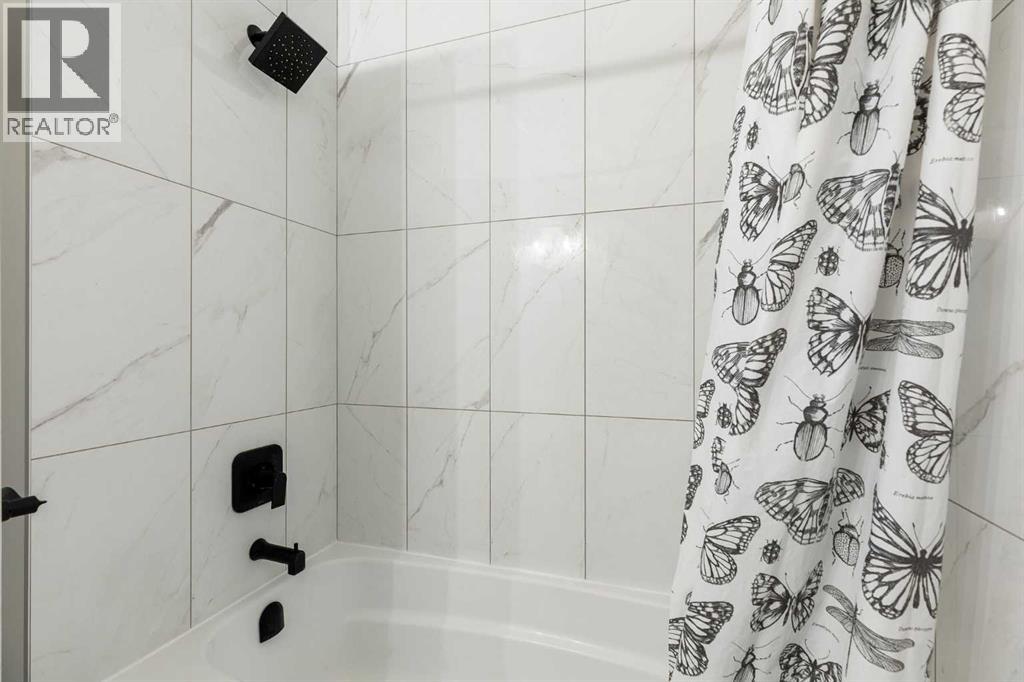 48 Cedargrove Road Sw, Calgary, Alberta  T2W 4T9 - Photo 21 - A2298186