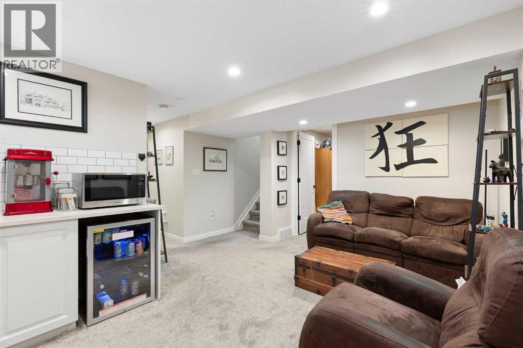 48 Cedargrove Road Sw, Calgary, Alberta  T2W 4T9 - Photo 30 - A2298186