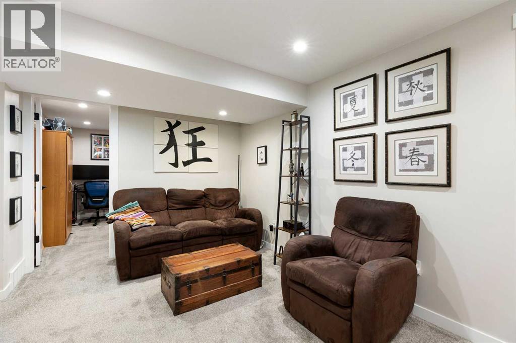 48 Cedargrove Road Sw, Calgary, Alberta  T2W 4T9 - Photo 33 - A2298186