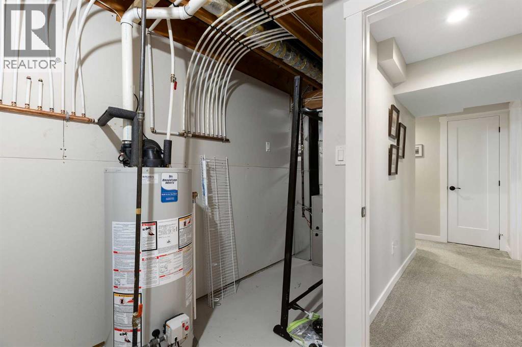 48 Cedargrove Road Sw, Calgary, Alberta  T2W 4T9 - Photo 45 - A2298186