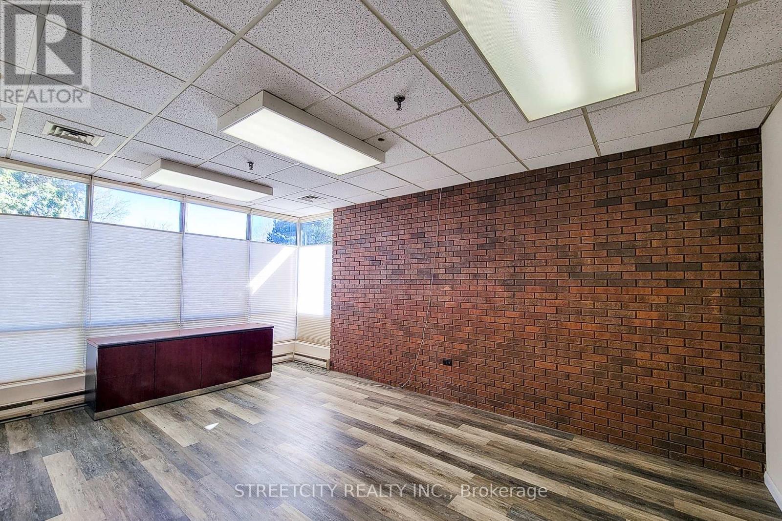 620 Ireland Road, Norfolk, Ontario  N3Y 4K2 - Photo 12 - X12944714