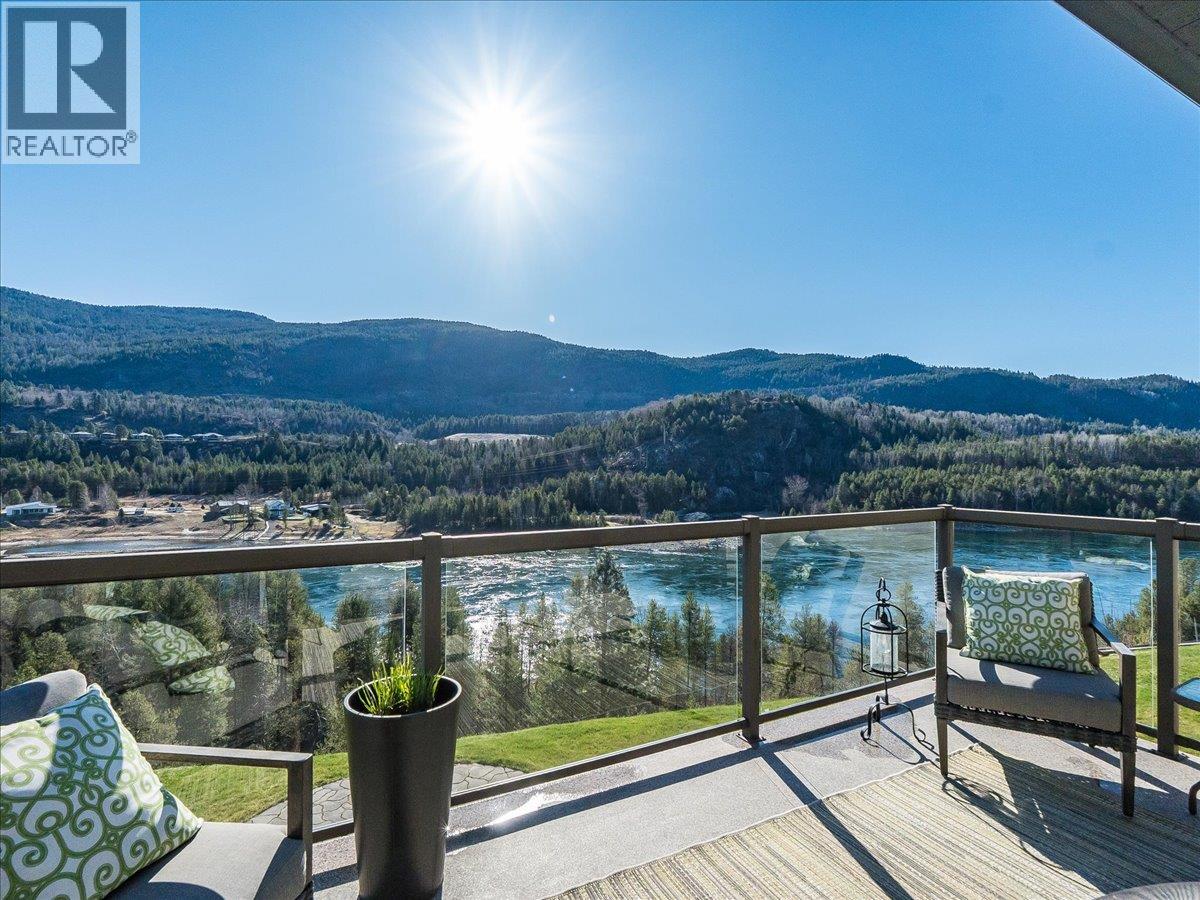 3733 Williston Road, Castlegar, British Columbia  V1N 4Y4 - Photo 23 - 10381545