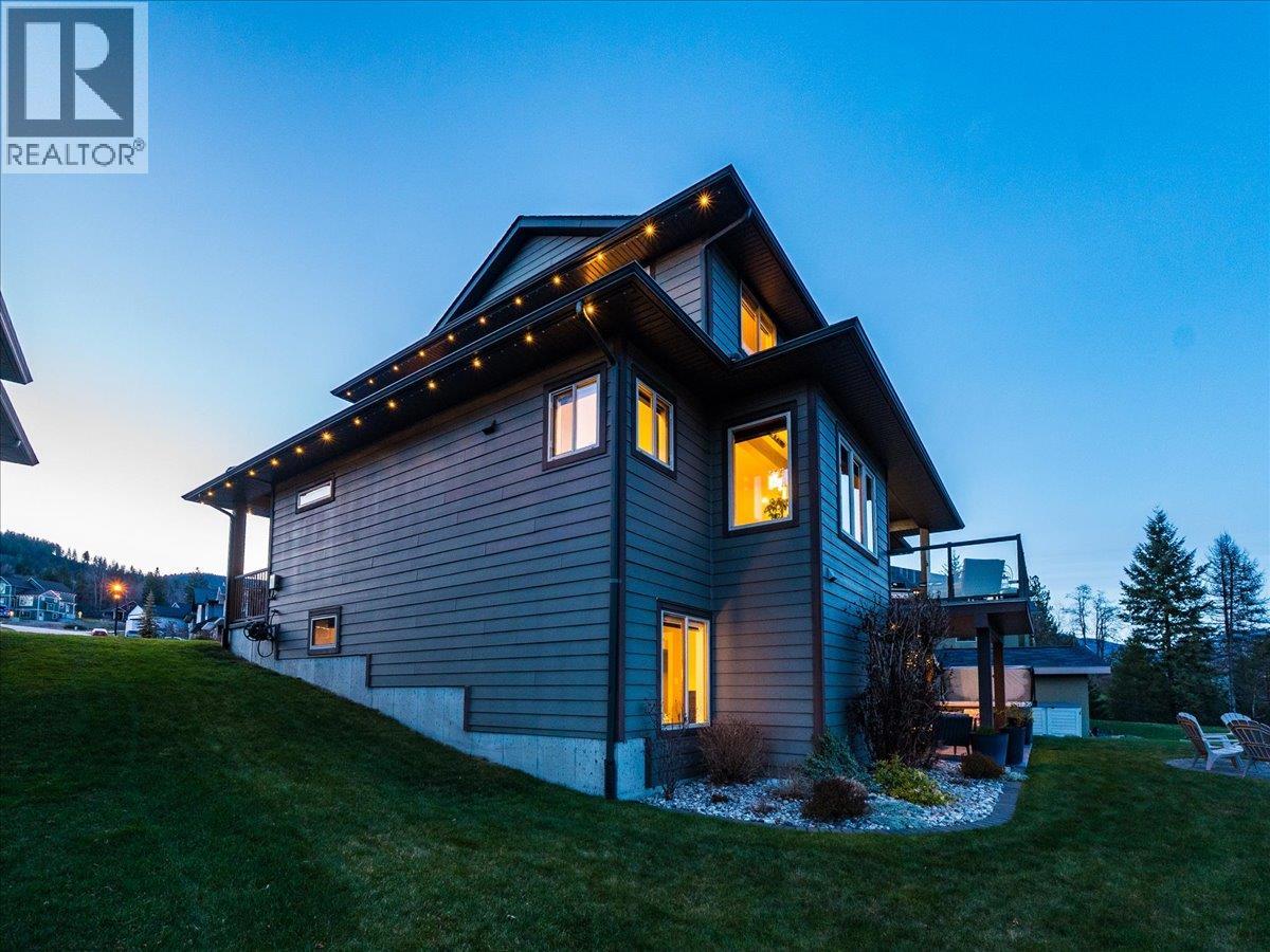 3733 Williston Road, Castlegar, British Columbia  V1N 4Y4 - Photo 68 - 10381545