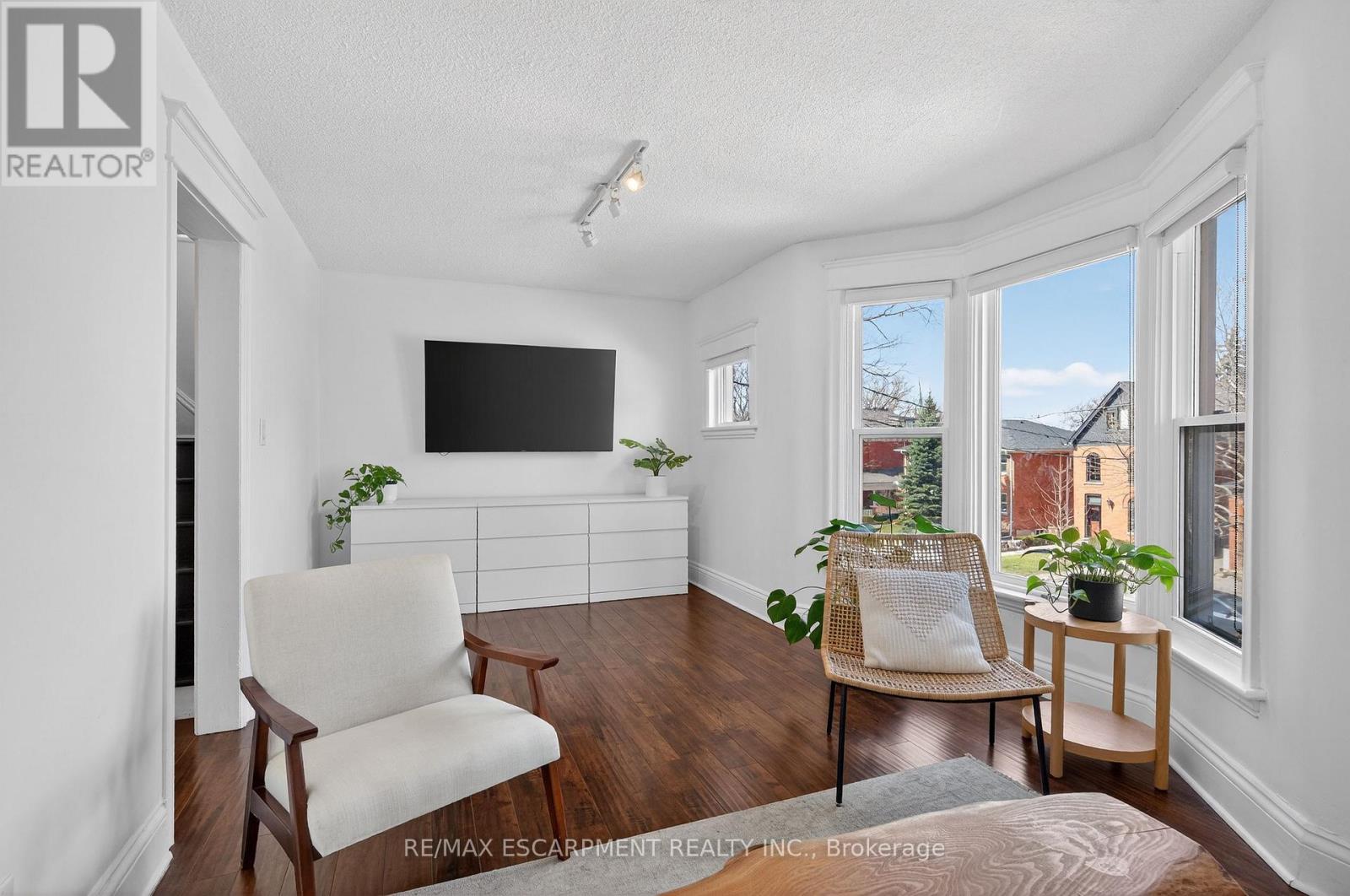 33 Homewood Avenue, Hamilton, Ontario  L8P 2M1 - Photo 21 - X12946052