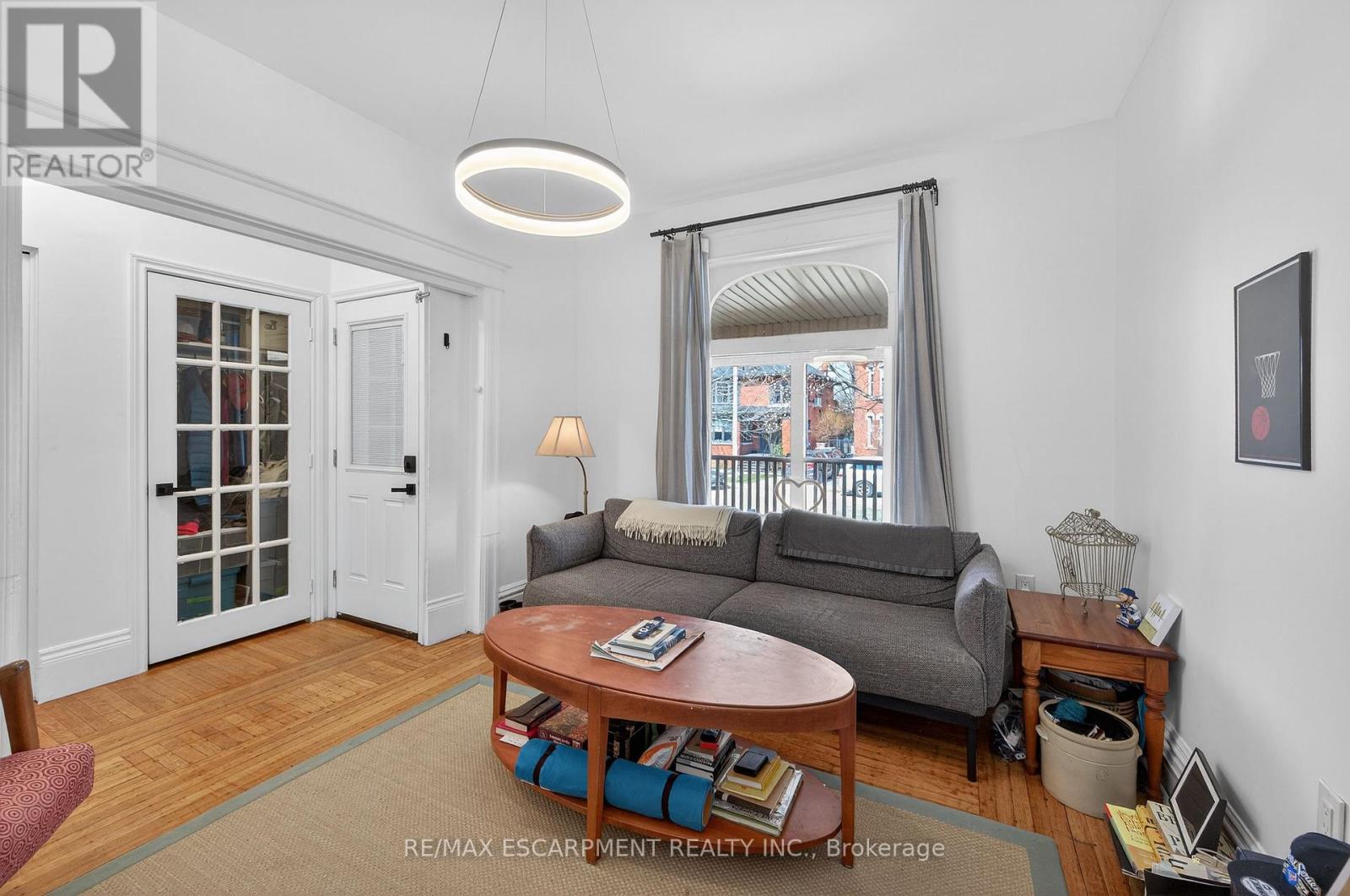 33 Homewood Avenue, Hamilton, Ontario  L8P 2M1 - Photo 24 - X12946052