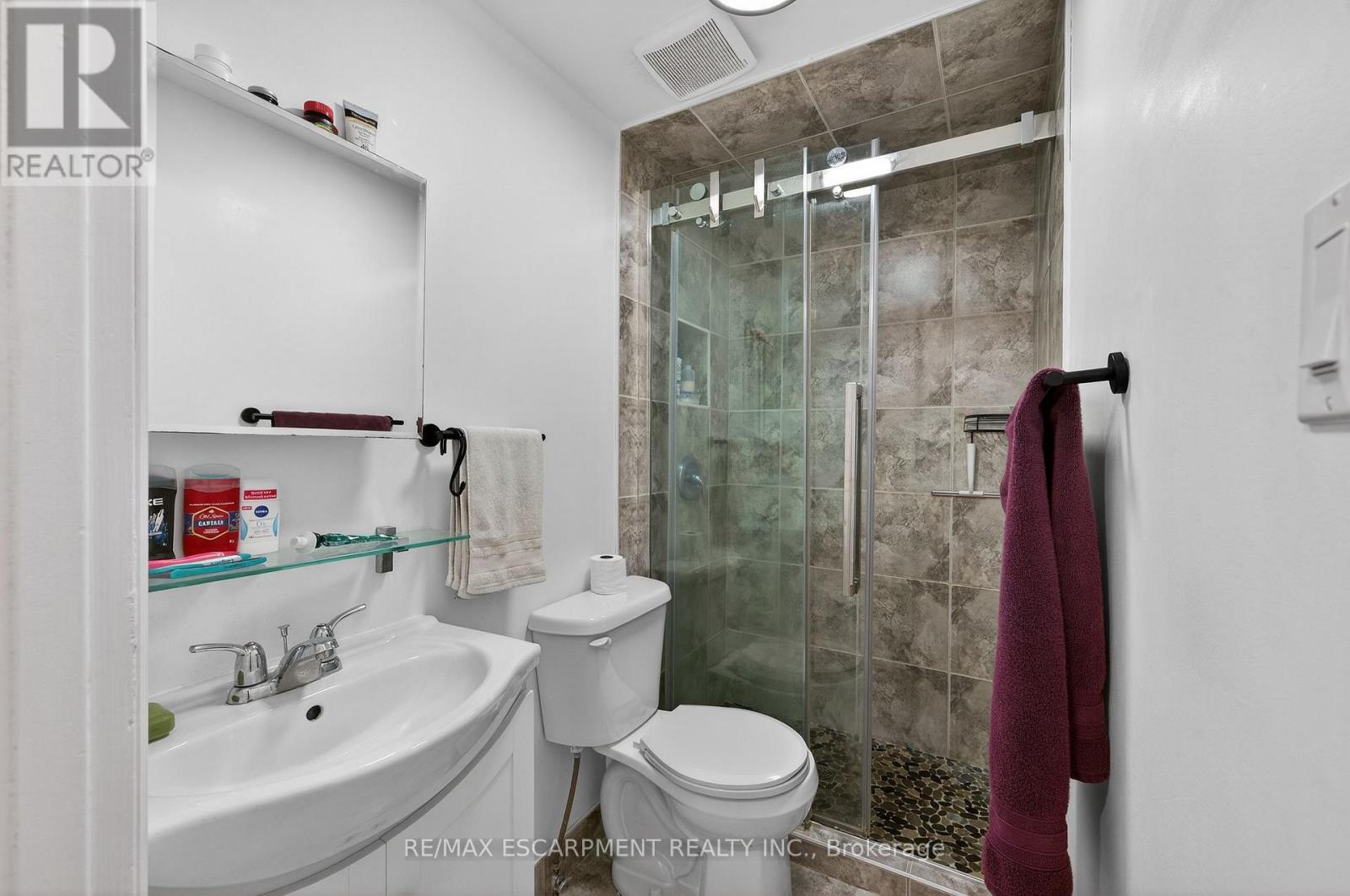 33 Homewood Avenue, Hamilton, Ontario  L8P 2M1 - Photo 27 - X12946052