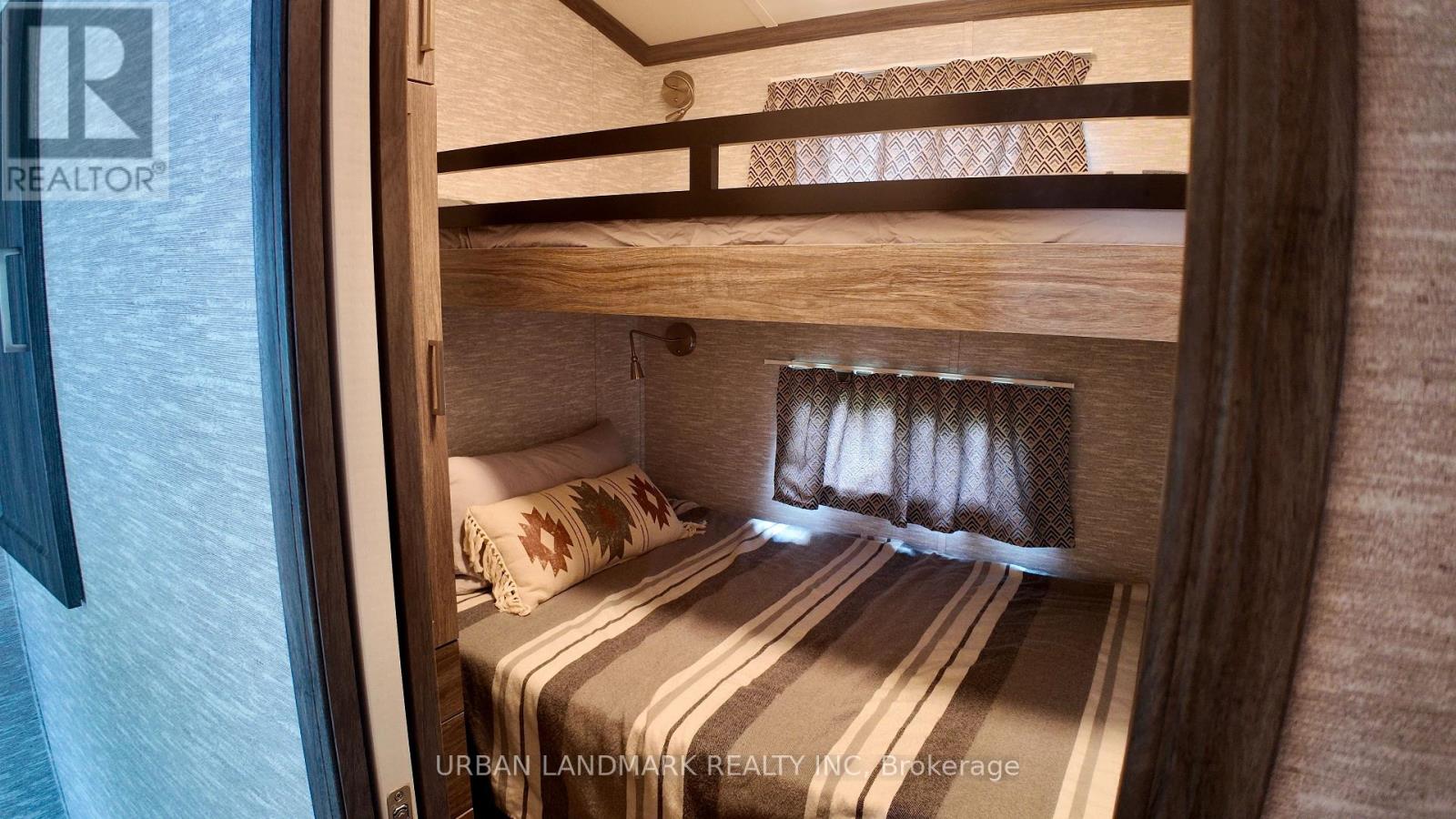 2612 Victoria Road, Kawartha Lakes, Ontario  K0M 2B0 - Photo 15 - X12946092