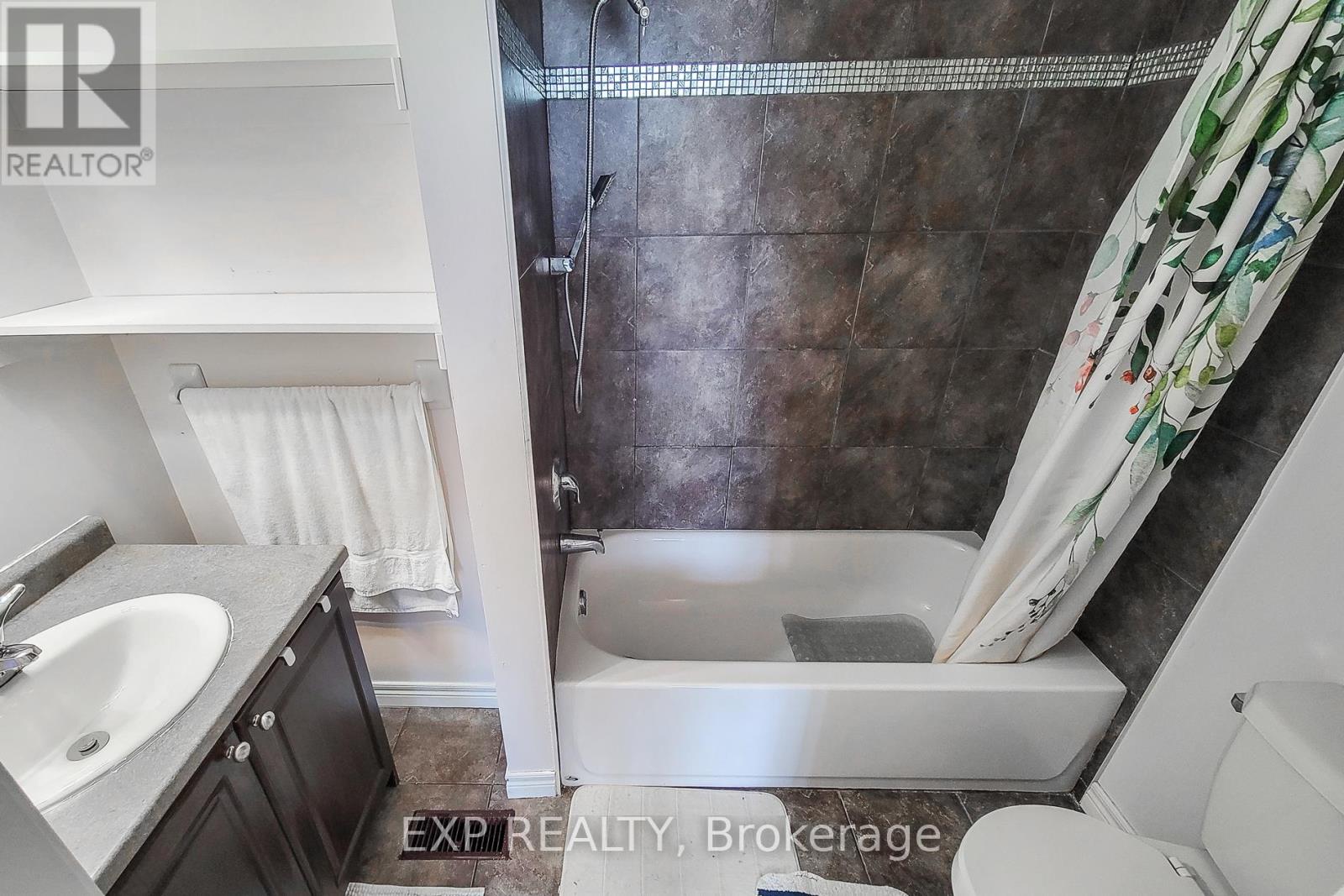 33 - 20 Mcconkey Crescent, Brantford, Ontario  N3S 0B9 - Photo 24 - X12946212