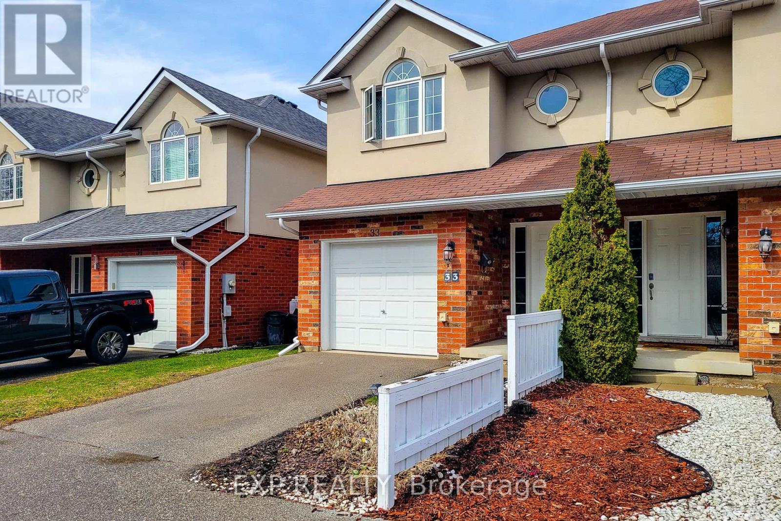 33 - 20 Mcconkey Crescent, Brantford, Ontario  N3S 0B9 - Photo 3 - X12946212