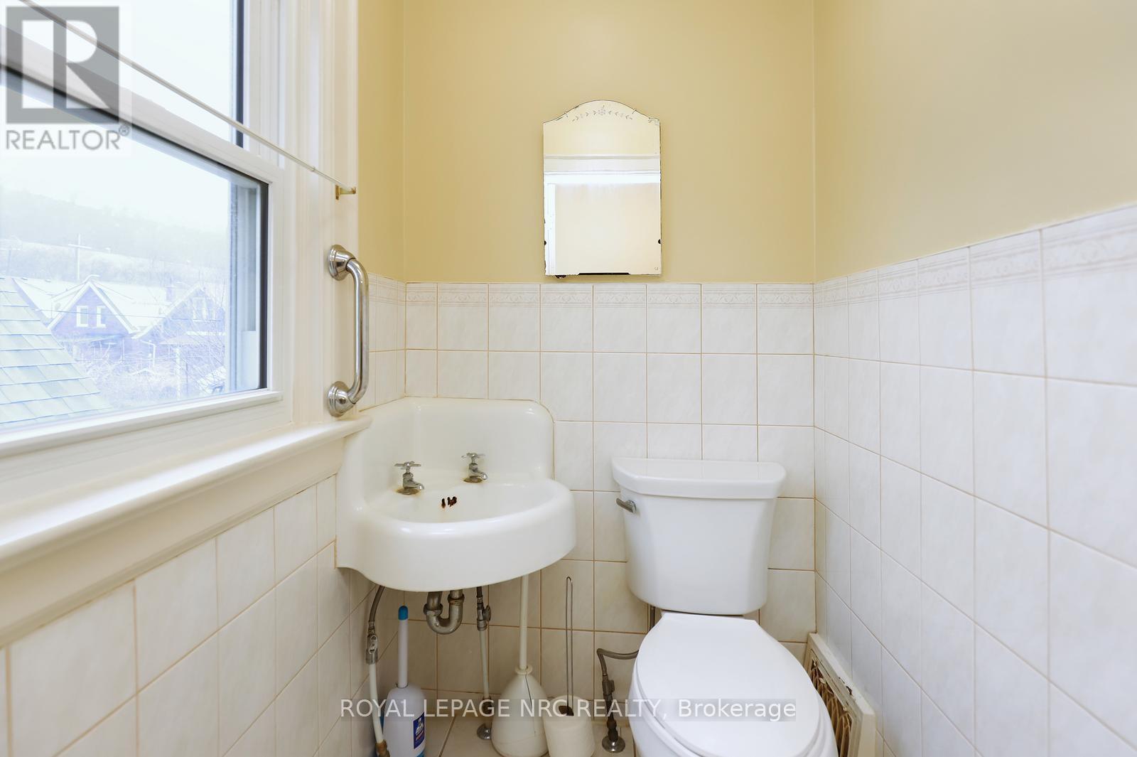 292 Huxley Avenue S, Hamilton, Ontario  L8K 2R4 - Photo 26 - X12946252