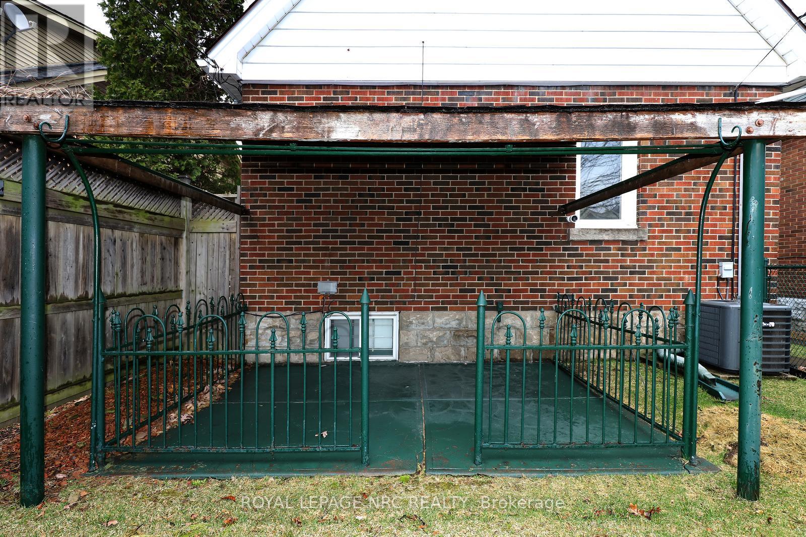 292 Huxley Avenue S, Hamilton, Ontario  L8K 2R4 - Photo 30 - X12946252