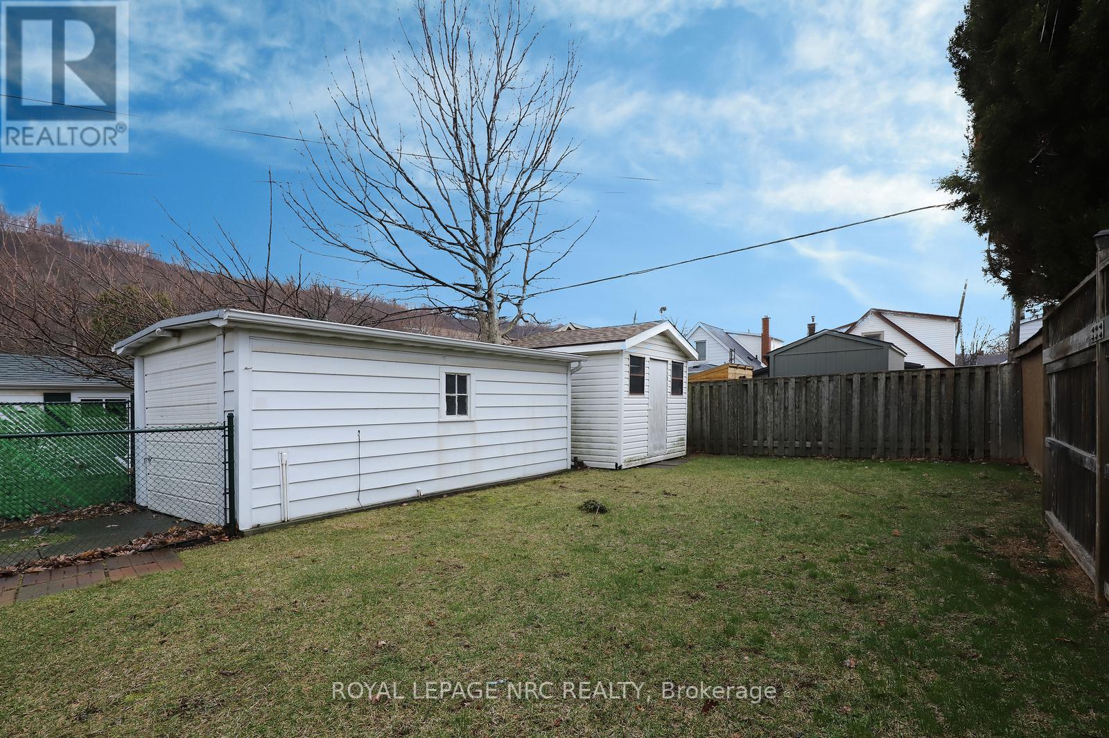 292 Huxley Avenue S, Hamilton, Ontario  L8K 2R4 - Photo 32 - X12946252