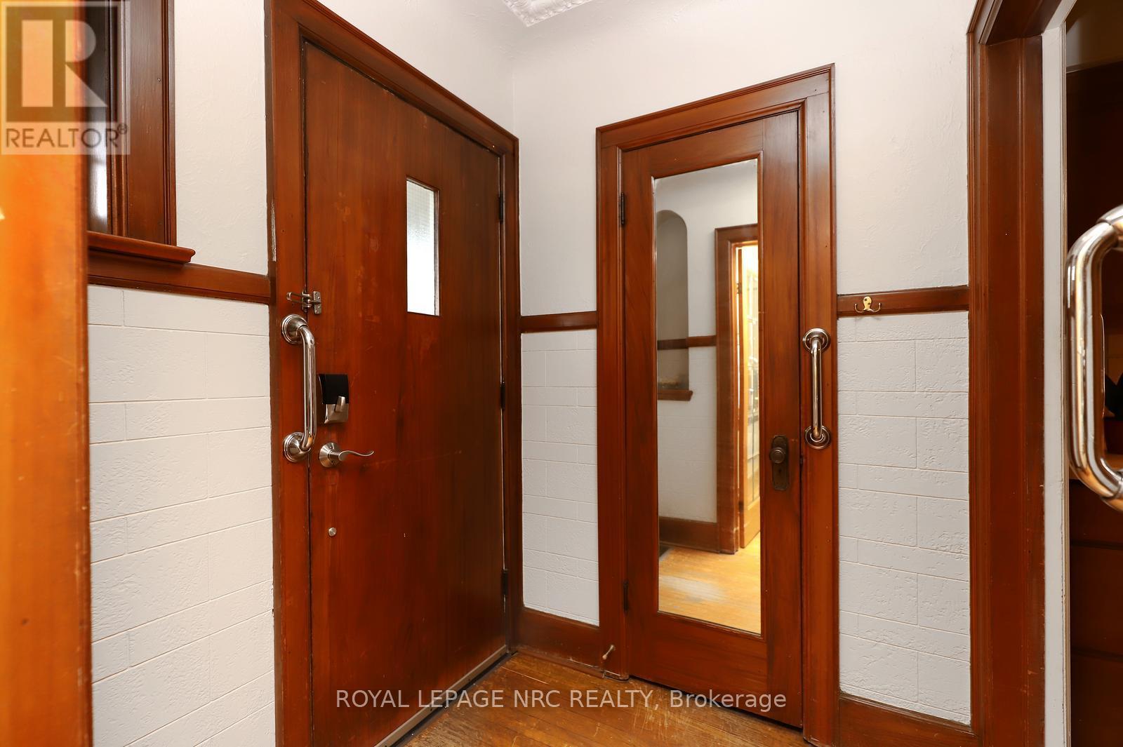 292 Huxley Avenue S, Hamilton, Ontario  L8K 2R4 - Photo 4 - X12946252