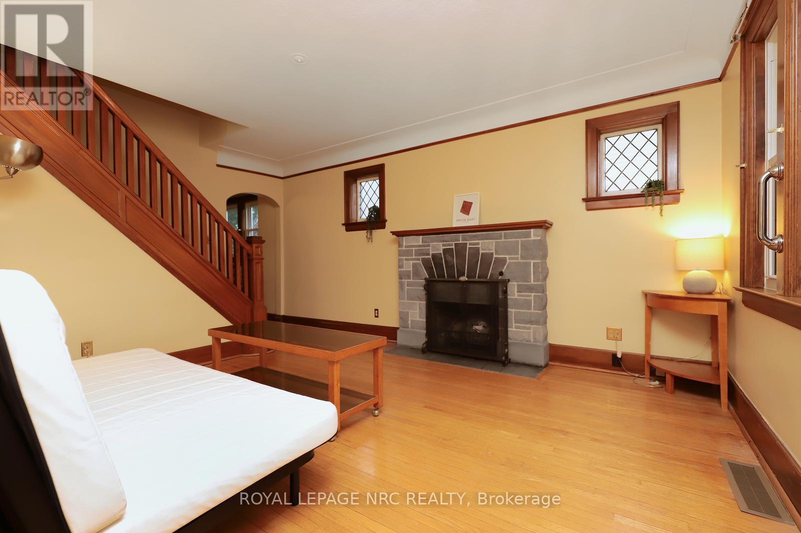 292 Huxley Avenue S, Hamilton, Ontario  L8K 2R4 - Photo 6 - X12946252