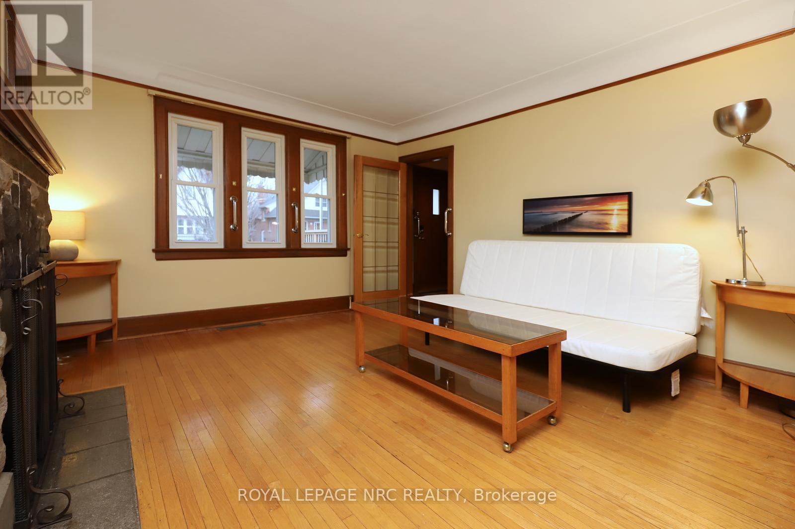 292 Huxley Avenue S, Hamilton, Ontario  L8K 2R4 - Photo 9 - X12946252