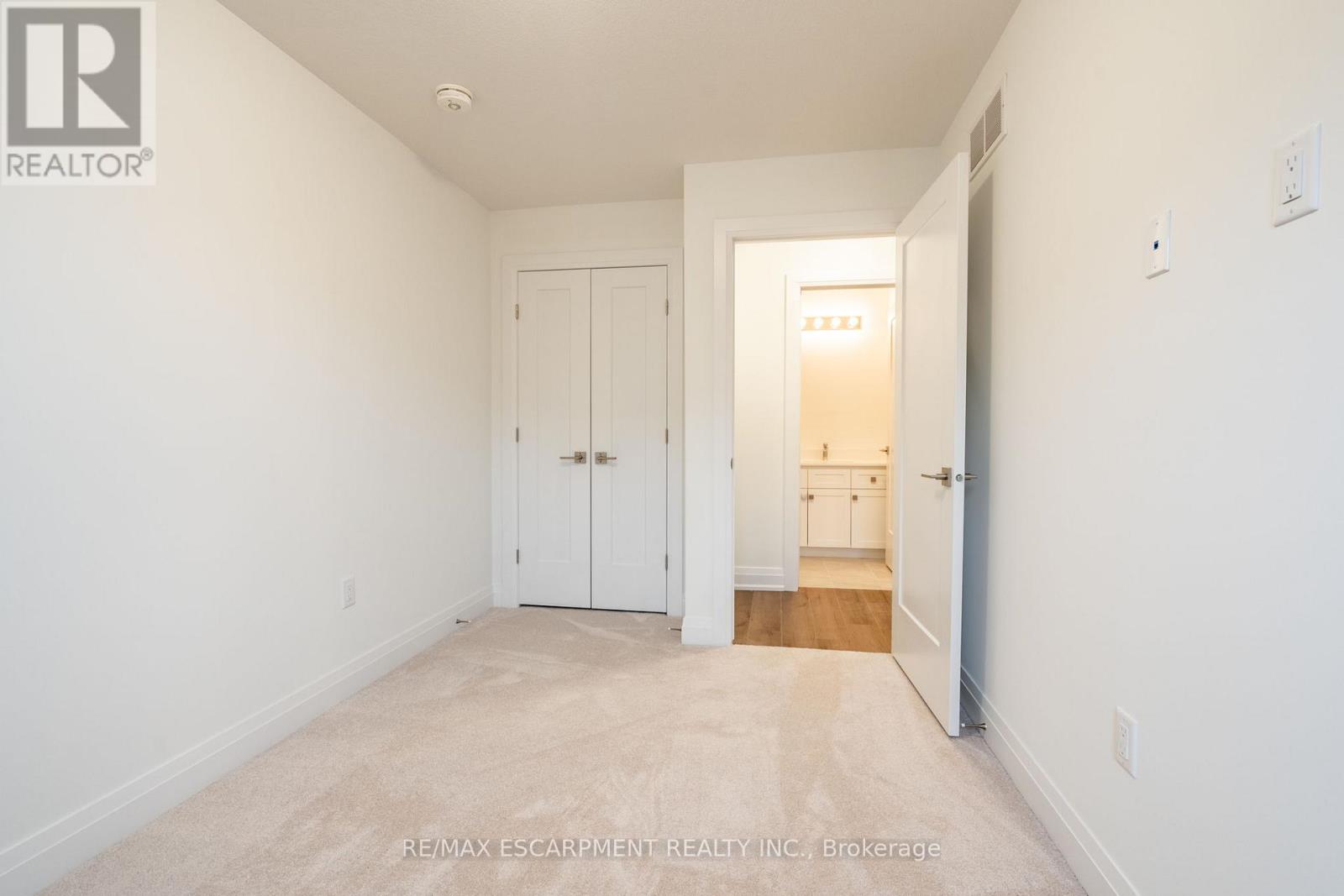 18 Clear Valley Lane, Hamilton, Ontario  L0R 1W0 - Photo 19 - X12946326