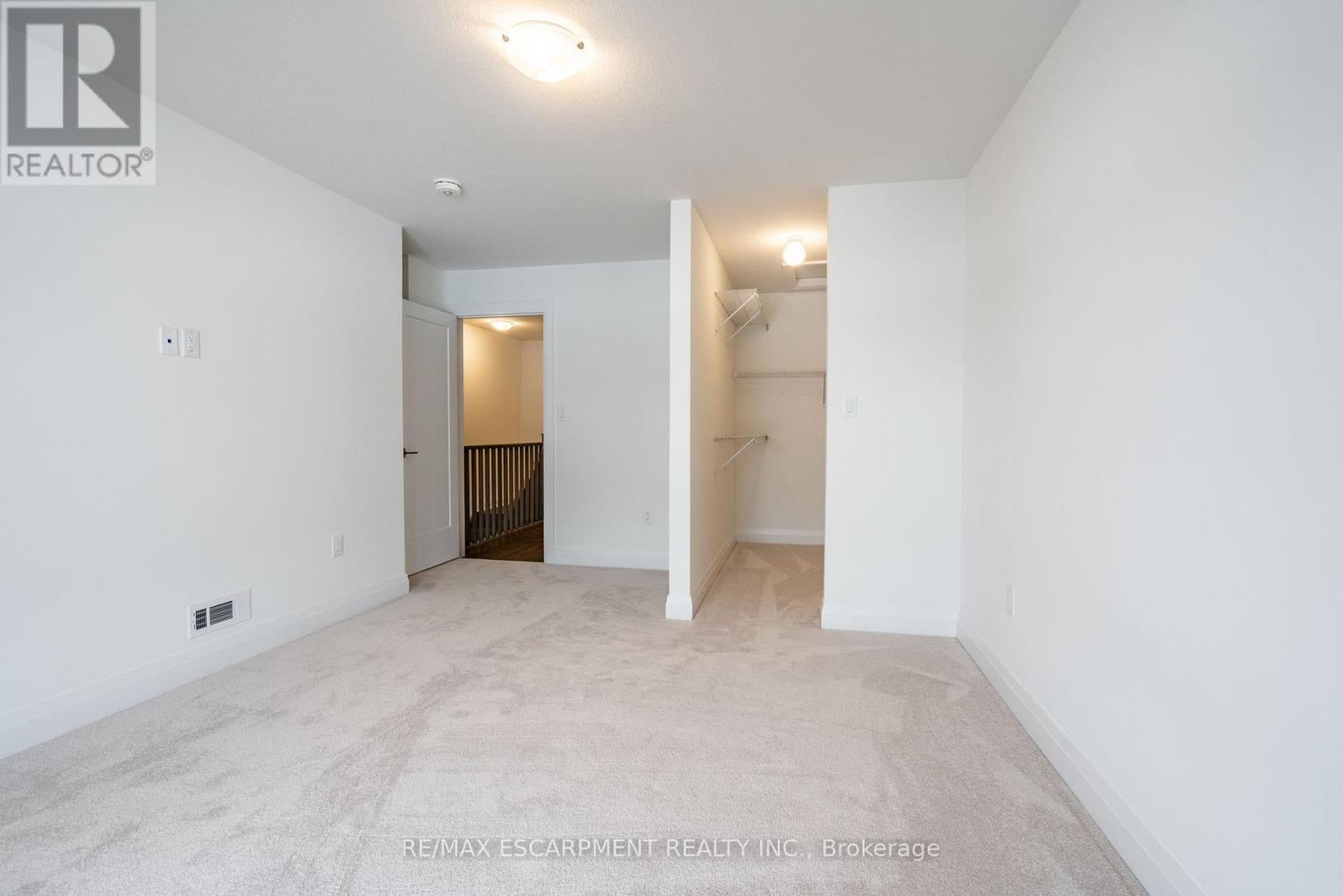 18 Clear Valley Lane, Hamilton, Ontario  L0R 1W0 - Photo 23 - X12946326