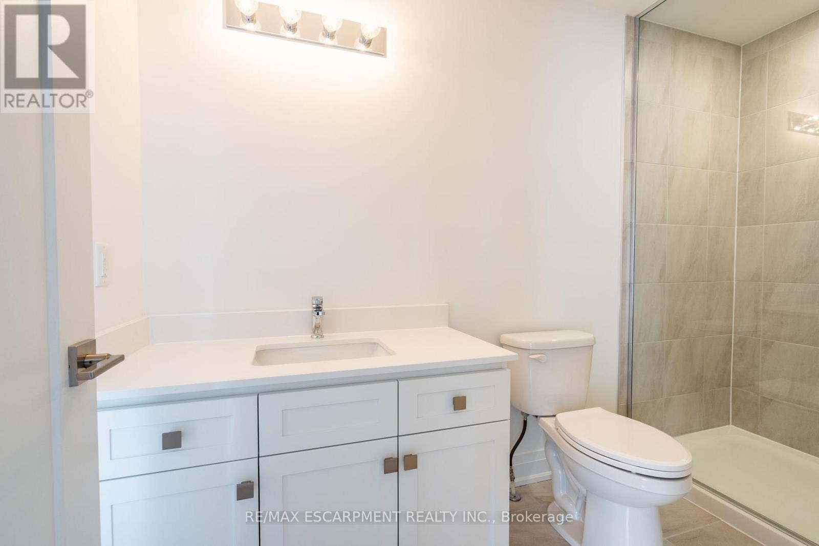 18 Clear Valley Lane, Hamilton, Ontario  L0R 1W0 - Photo 24 - X12946326