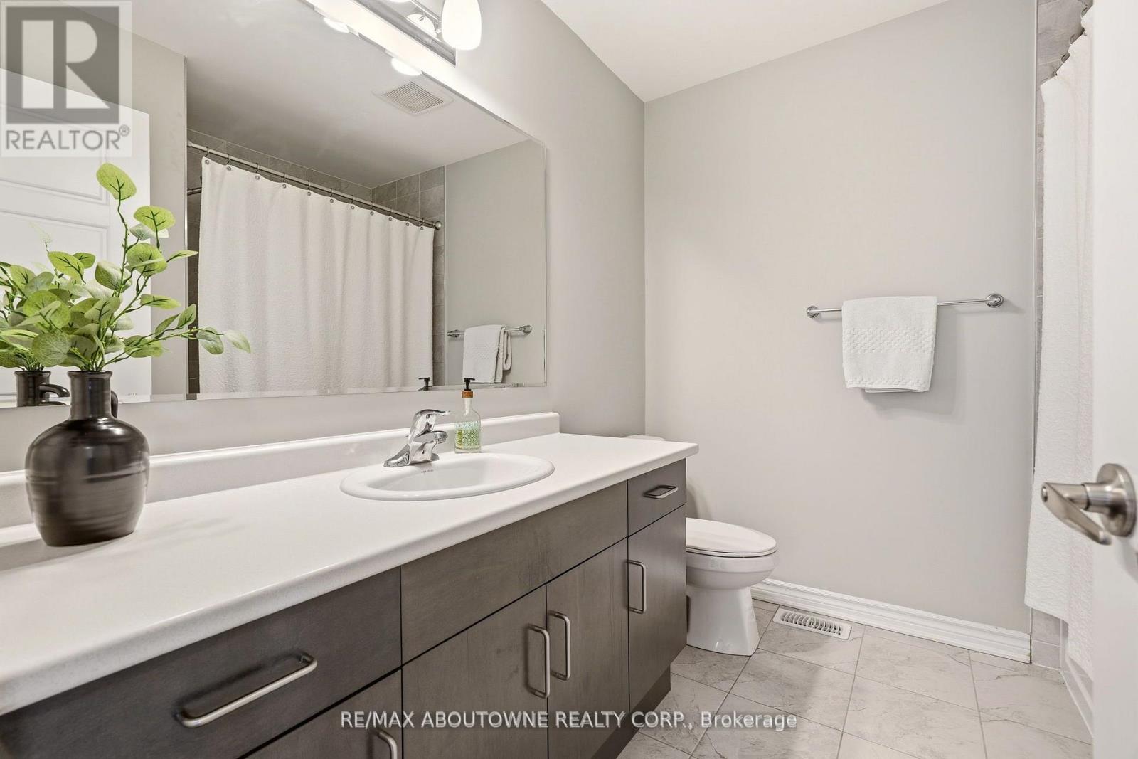 130 Stillwater Crescent, Hamilton, Ontario  L0R 2H1 - Photo 26 - X12946328