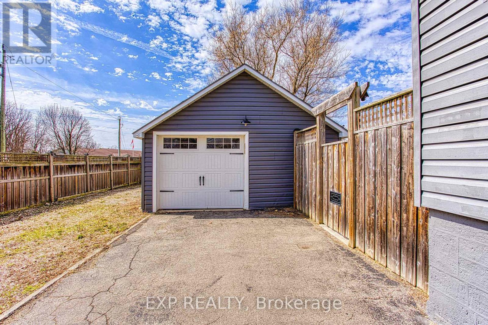 26 Clara Crescent, Brantford, Ontario  N3S 7C7 - Photo 31 - X12946362