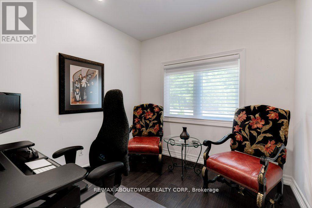 47 Legacy Lane, Hamilton, Ontario  L9G 0G2 - Photo 33 - X12946426