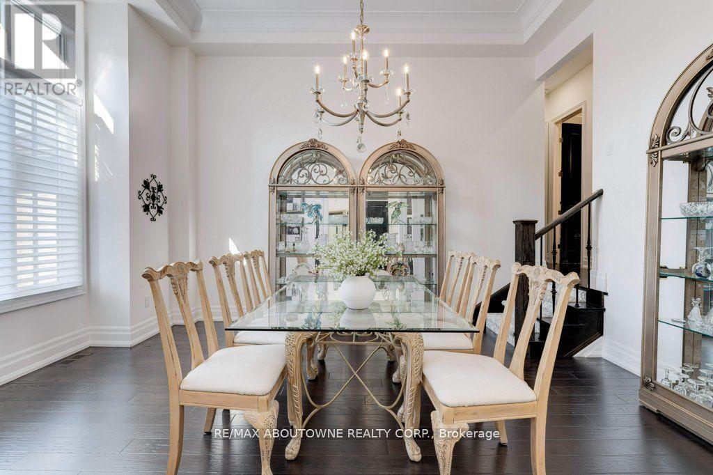 47 Legacy Lane, Hamilton, Ontario  L9G 0G2 - Photo 4 - X12946426