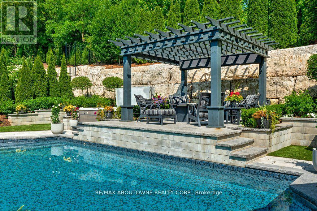 47 Legacy Lane, Hamilton, Ontario  L9G 0G2 - Photo 40 - X12946426