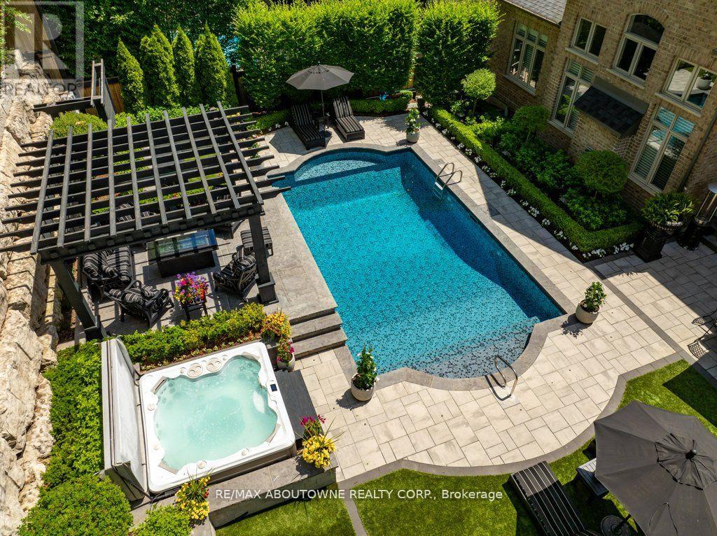 47 Legacy Lane, Hamilton, Ontario  L9G 0G2 - Photo 49 - X12946426