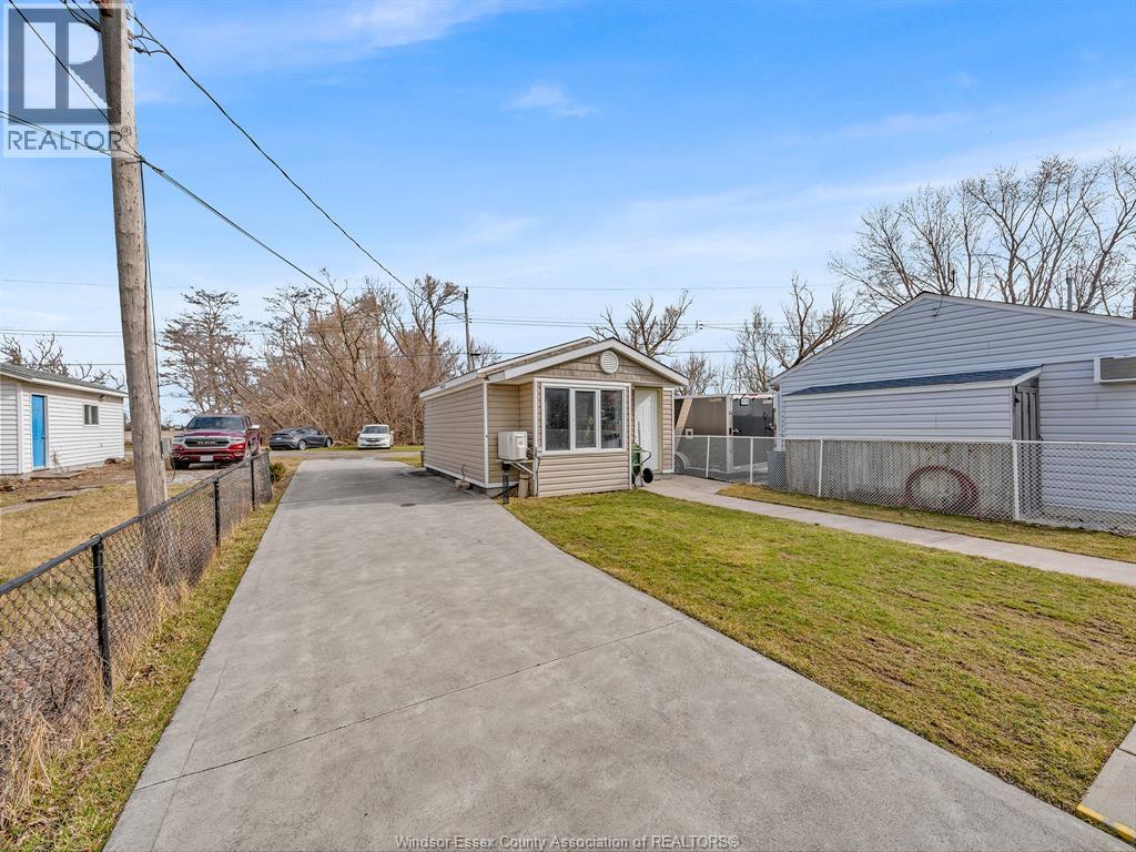 515 Lypps Beach, Colchester, Ontario  N0R 1G0 - Photo 2 - 26006704