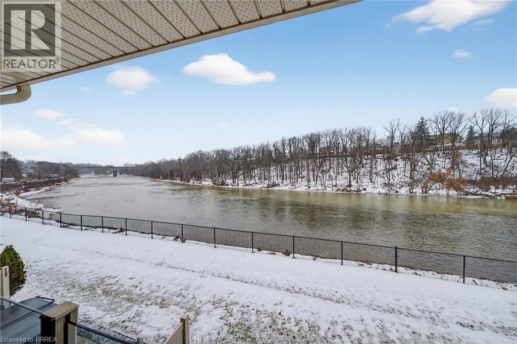 80 WILLOW Street Unit# 7, Paris, Ontario