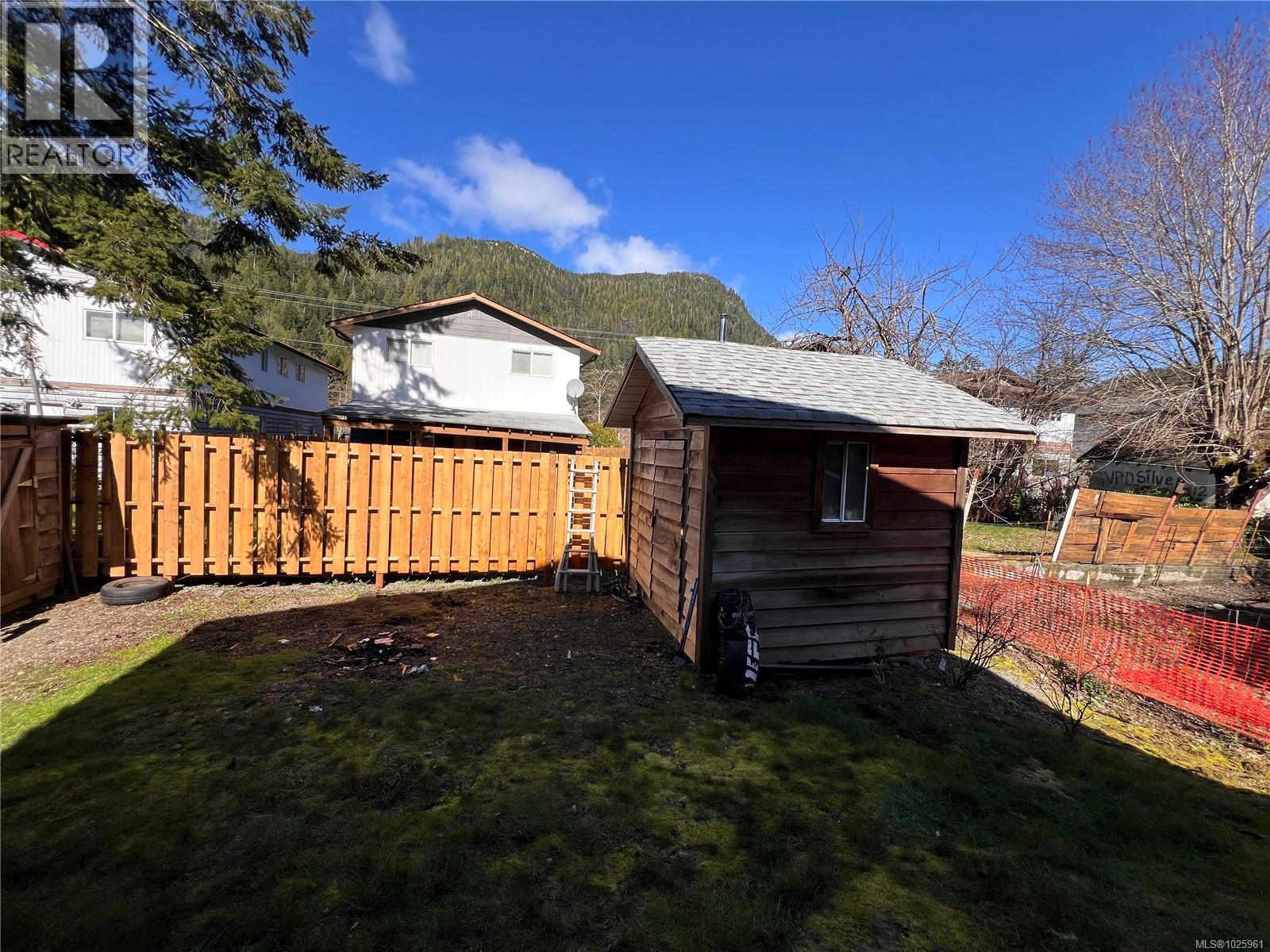 248 Alpine View Rd, Tahsis, British Columbia  V0P 1X0 - Photo 30 - 1025961