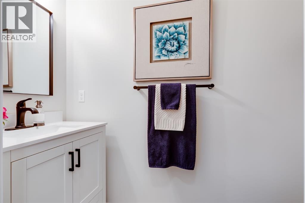 1722 Baywater View Sw, Airdrie, Alberta  T4B 0B3 - Photo 13 - A2289215