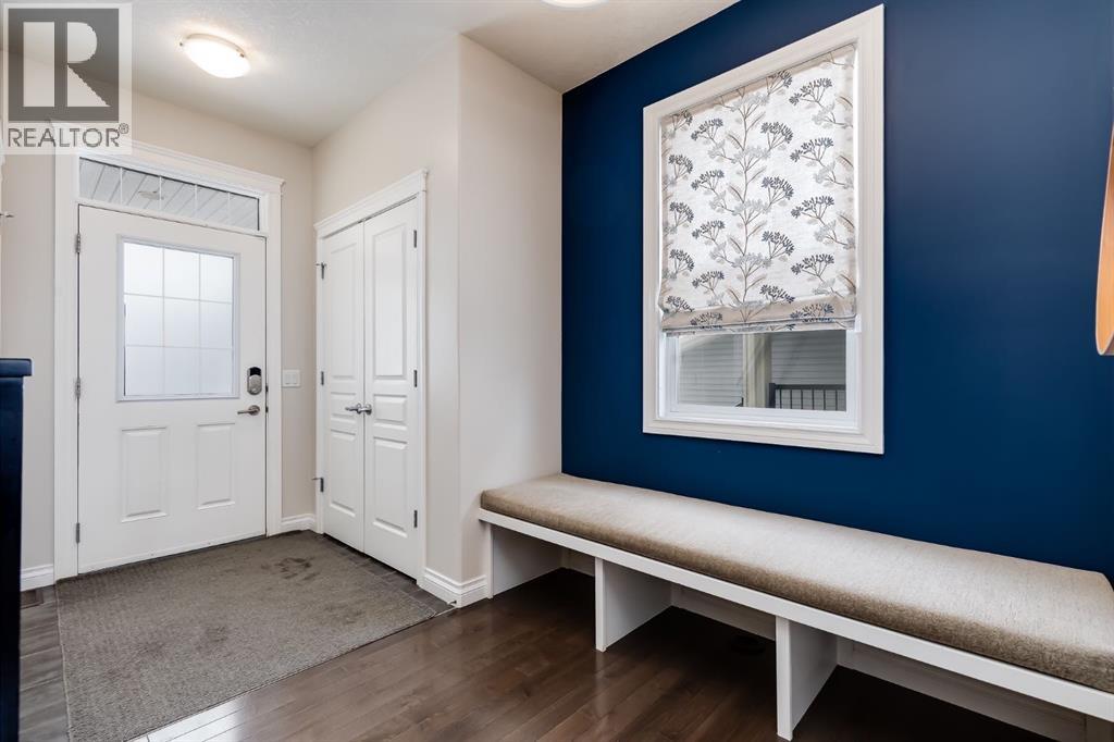 1722 Baywater View Sw, Airdrie, Alberta  T4B 0B3 - Photo 3 - A2289215