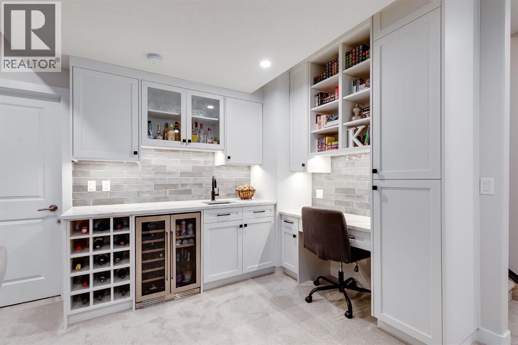 1722 Baywater View Sw, Airdrie, Alberta  T4B 0B3 - Photo 33 - A2289215