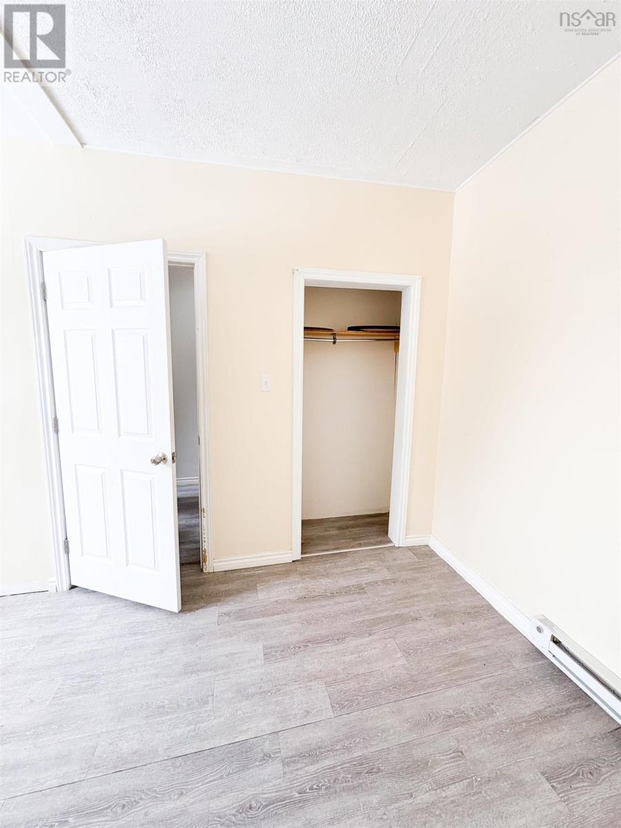 9 Burchell Street, Sydney Mines, Nova Scotia  B1V 2P9 - Photo 14 - 202605951