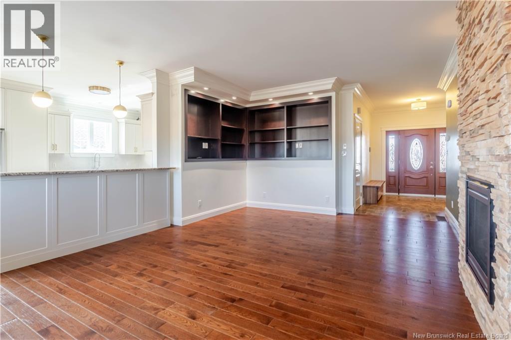 686 Hillcrest Drive, Fredericton, New Brunswick  E3A 5L9 - Photo 12 - NB136080