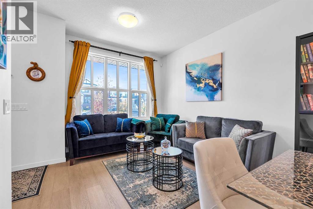 52 Edith Gate Nw, Calgary, Alberta  T3A 1Z2 - Photo 7 - A2295677