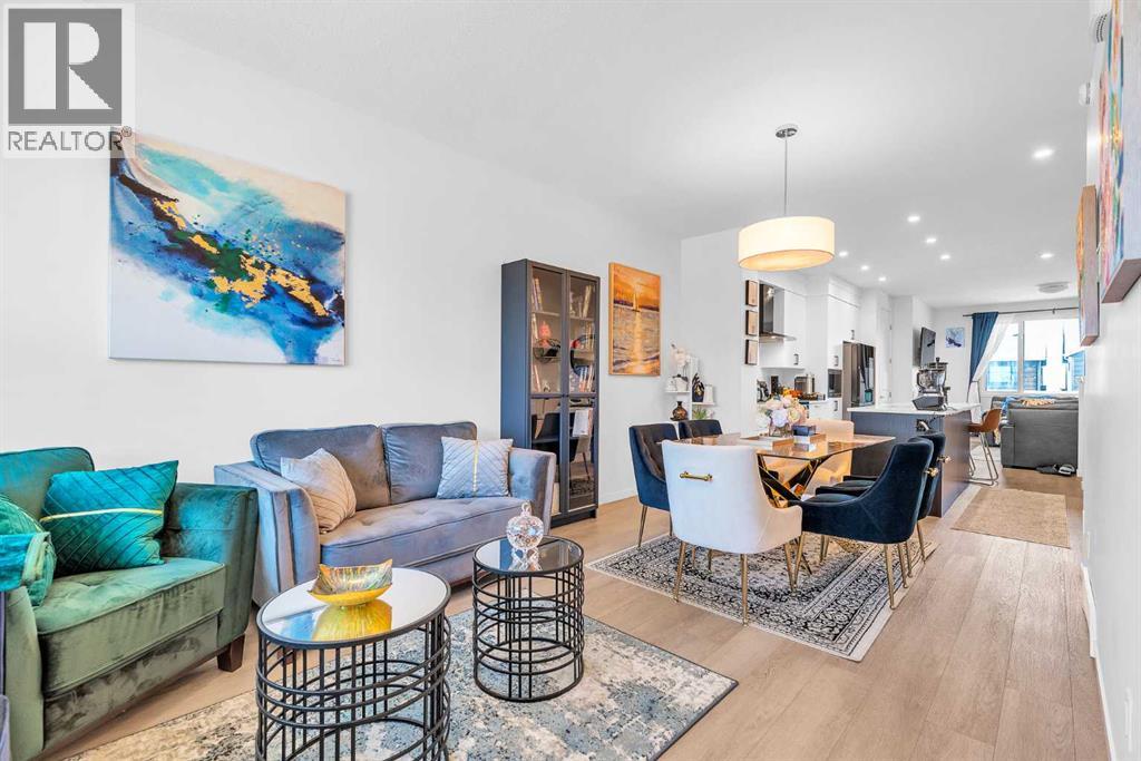 52 Edith Gate Nw, Calgary, Alberta  T3A 1Z2 - Photo 6 - A2295677