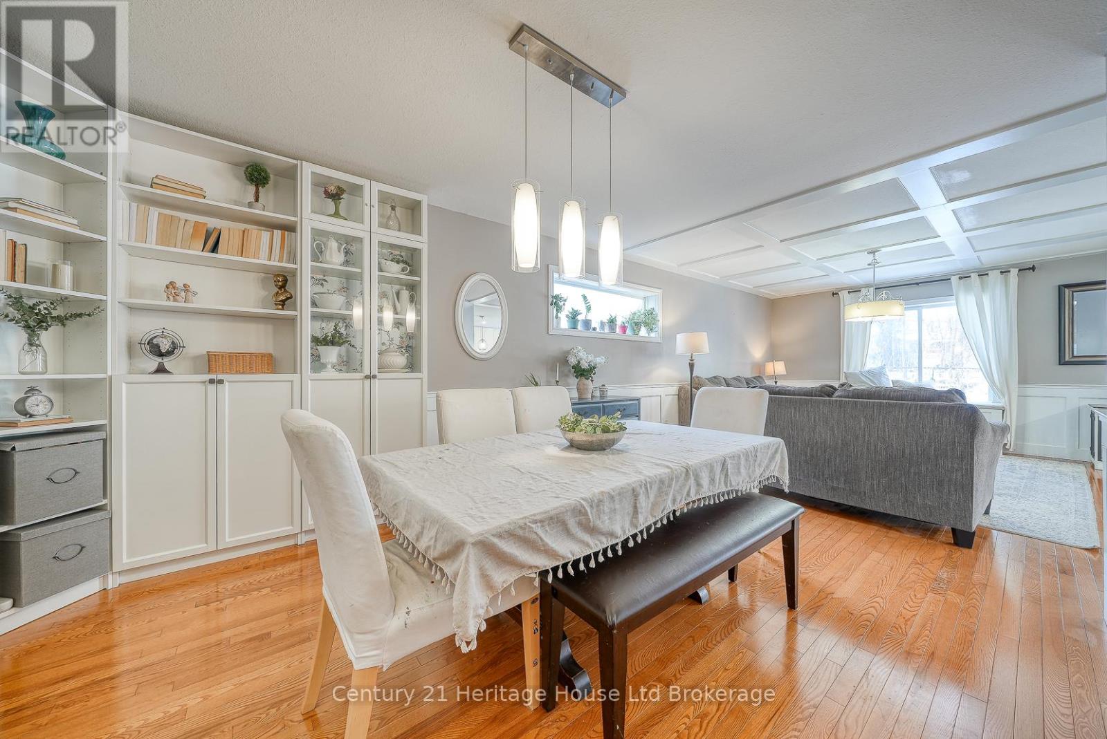 18 Potters Way, Woodstock, Ontario  N4S 8Z5 - Photo 9 - X12849730