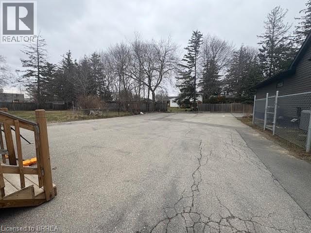 224 King George Road, Brantford, Ontario  N3R 5L4 - Photo 6 - 40816119