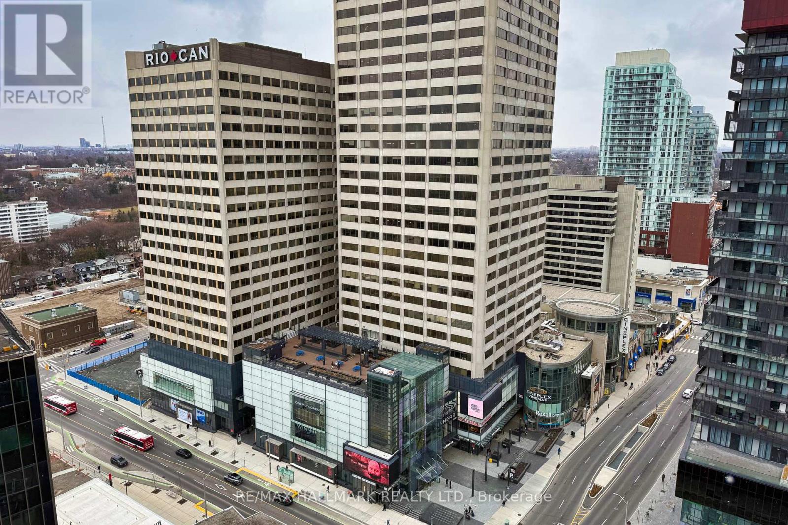 2211 - 2221 Yonge Street, Toronto, Ontario  M4S 0B8 - Photo 34 - C12910754