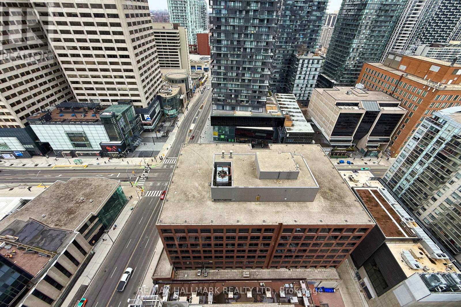 2211 - 2221 Yonge Street, Toronto, Ontario  M4S 0B8 - Photo 35 - C12910754