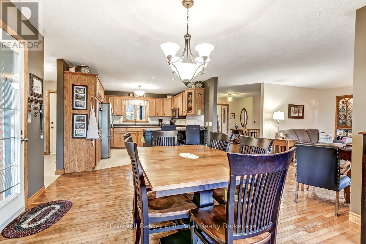 990 Norfolk County Road 21 Road, Norfolk, Ontario  N4B 2W4 - Photo 16 - X12946508